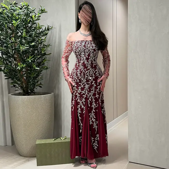 Robe de soirée élégante en mousseline de soie, col bateau exquis, robes de bal à appliques tendance, robes sirène personnalisées pour occasions spéciales