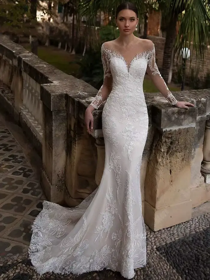 Robes de mariée sirène en dentelle à manches longues pour femmes