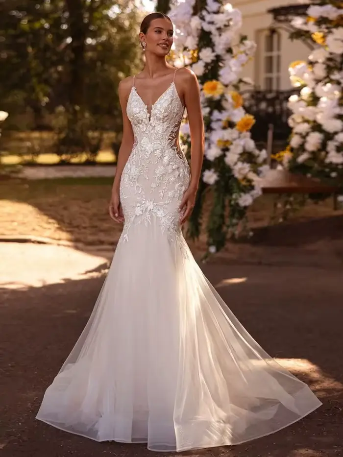 Robe de mariée sirène Sexy, col en V, personnalisée, bretelles Spaghetti, paillettes appliquées, tra