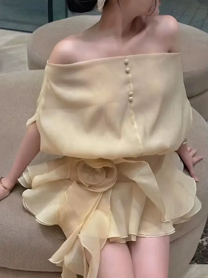 Robe dos nu à lacets pour femmes
