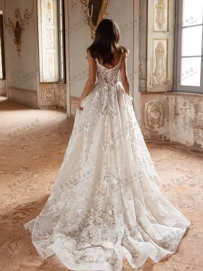 Robes De mariée exquises une ligne magnifiques