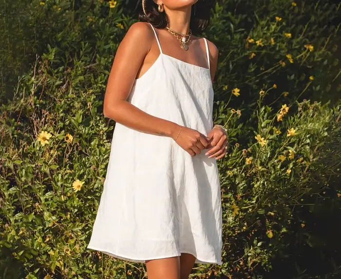Robe à bretelles style été 2026 Europe et Amérique