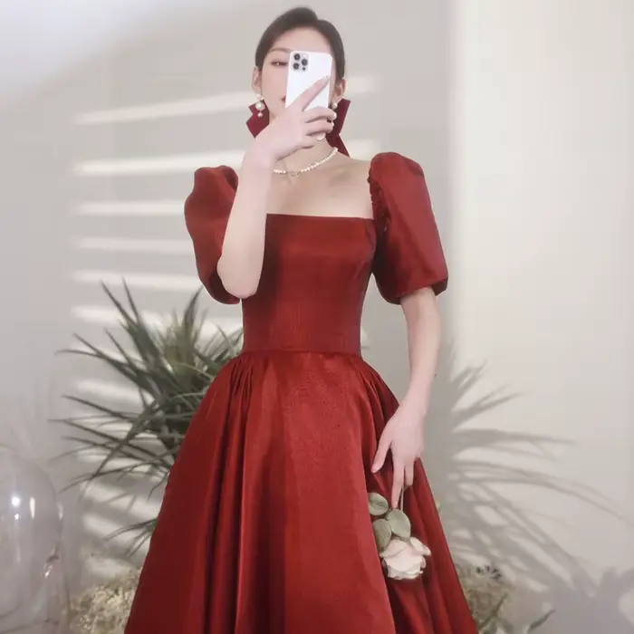 Robe de Toast de fiançailles de mariée avec manches à bulles