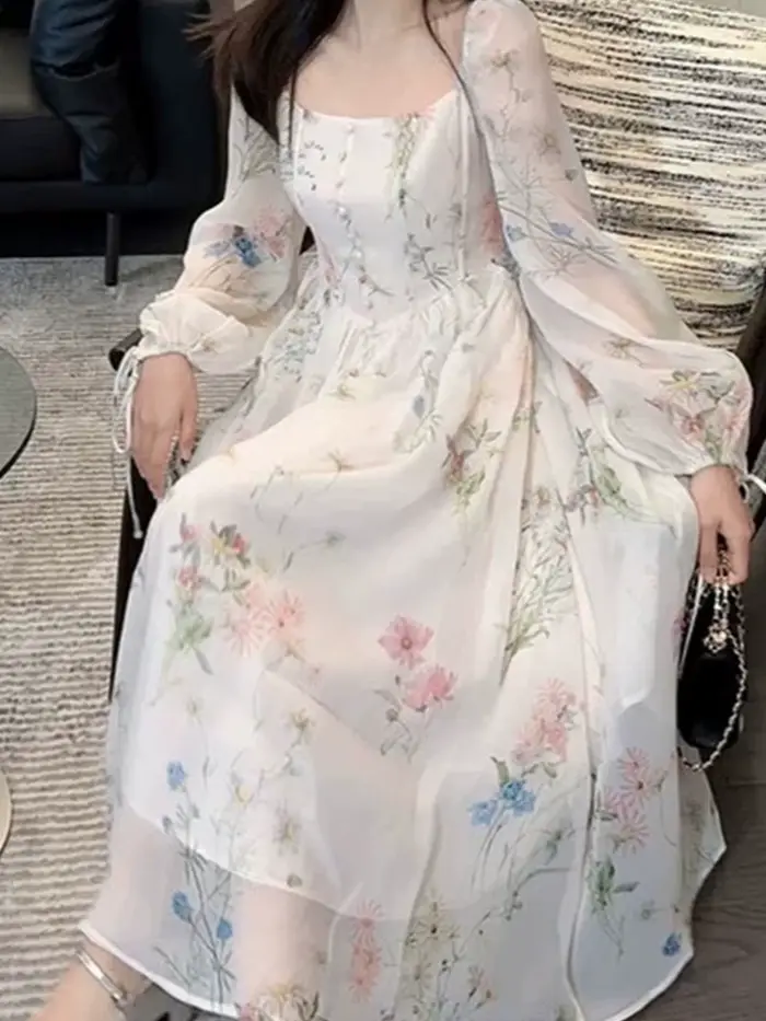 Robe midi en mousseline florale à col carré et manches longues pour femme