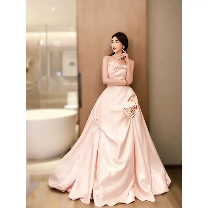 Robe de mariée Rose 3d