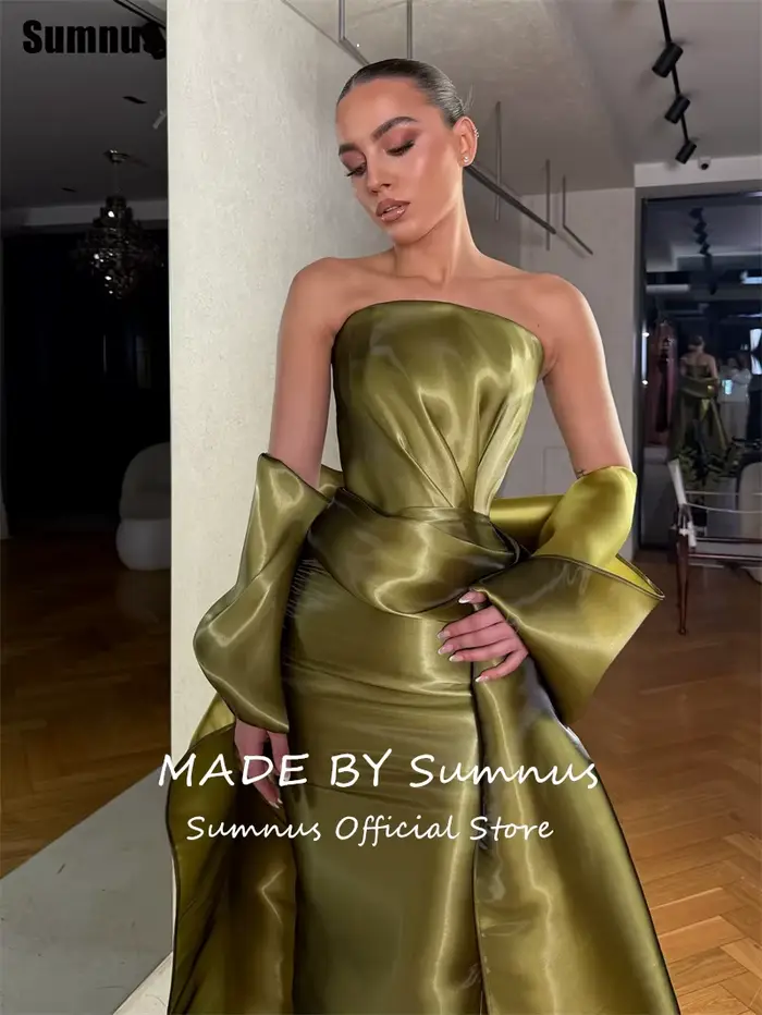 Robes de soirée sirène élégantes Sumnus en satin vert olive sans bretelles avec plis et traîne