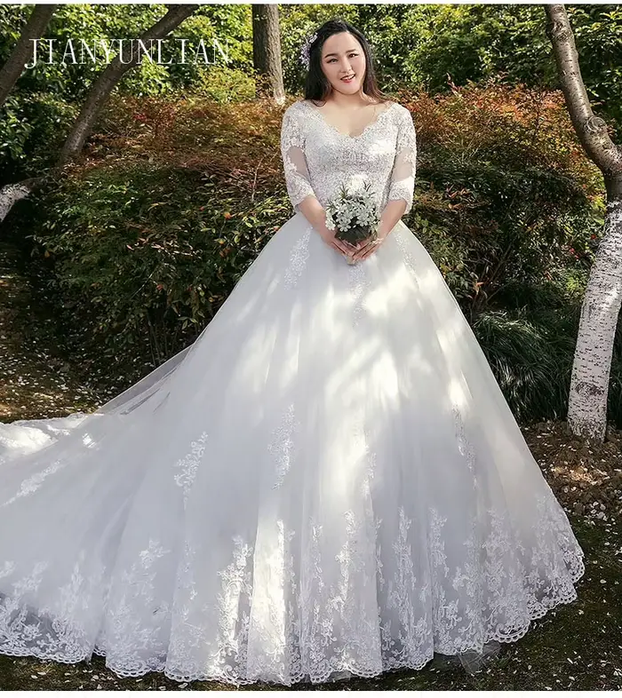 Robe de mariée en dentelle à manches courtes avec traîne, sur mesure, grande taille, en tulle pour m