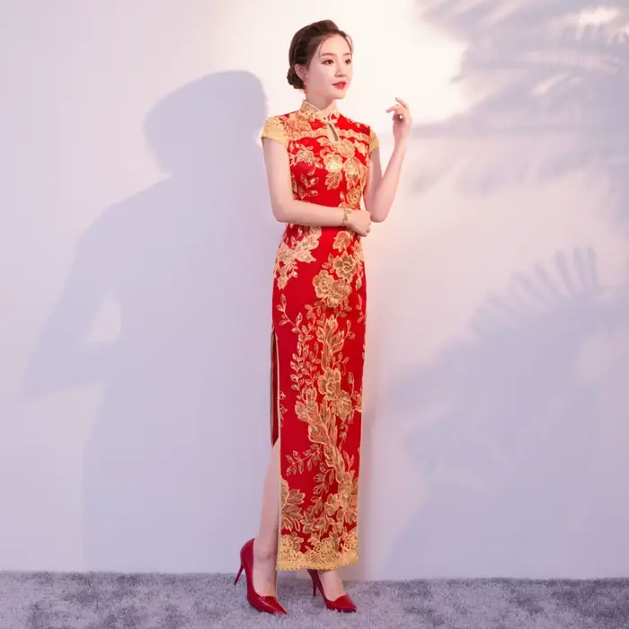 Robe longue rouge à paillettes pour femmes