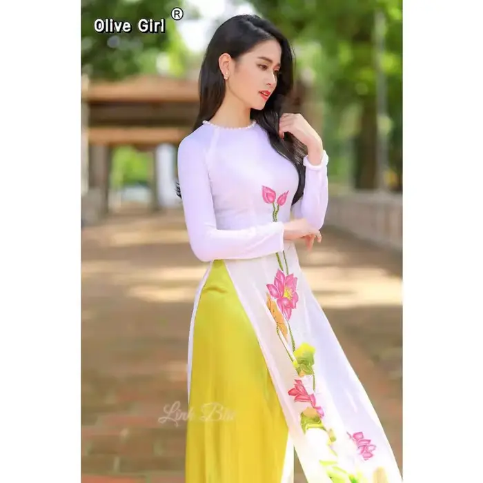 Robe traditionnelle vietnamienne Aodai en polyester Olivegirl pour femmes, occaseions spéciales, élégance et sophistication
