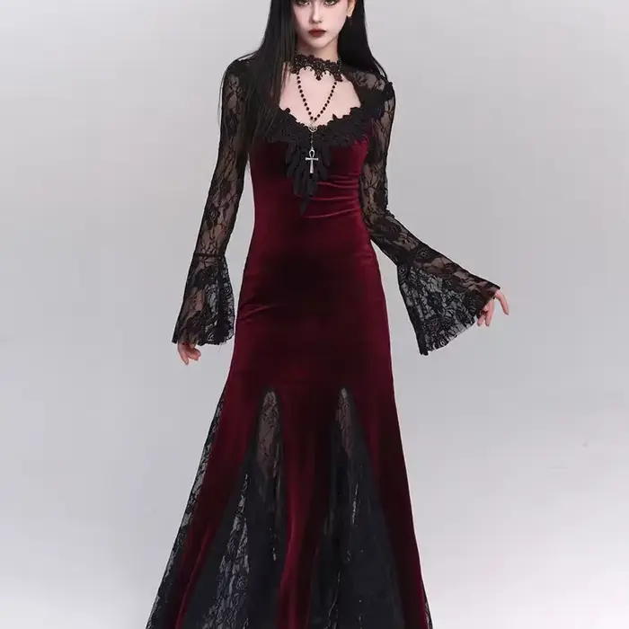 Robe gothique d'hiver en dentelle Grunge