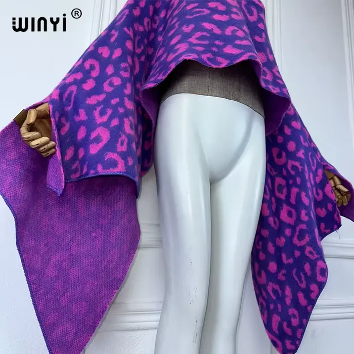 WINYI-Robe chaude bohème pour femme, vêtements de vacances, cape irrégulière, imprimé léopard, ponchos élégants, hiver, 550