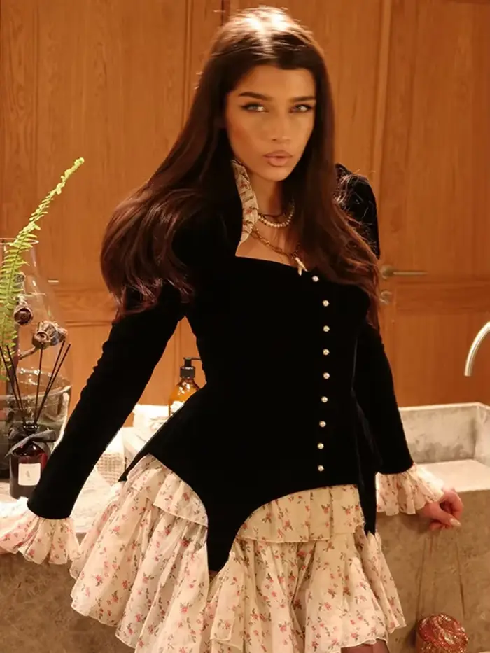 Robe Mini Gothique en Velours Noir pour Femme