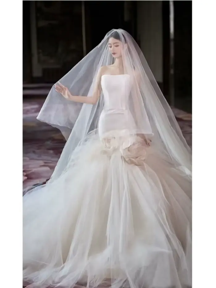 Robe de mariée en Satin blanc