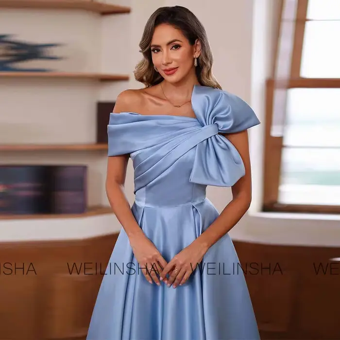 Robes de cocktail modernes pour femmes