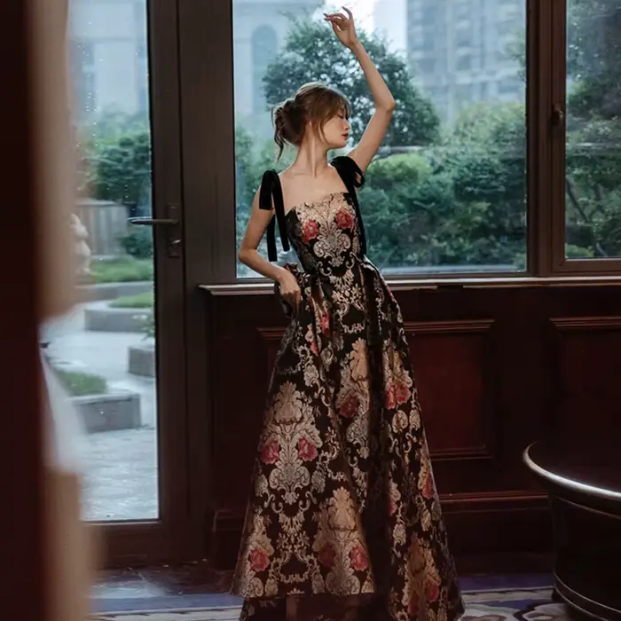 Robe de soirée en tissu Jacquard