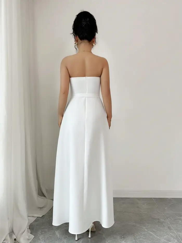 Robe longue blanche sans bretelles pour femme