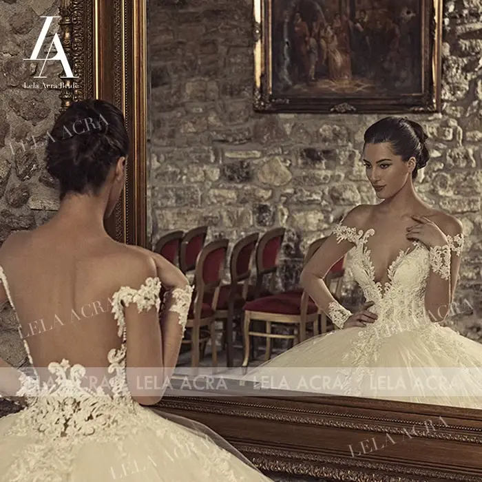 Robe De mariée glamour en dentelle perlée