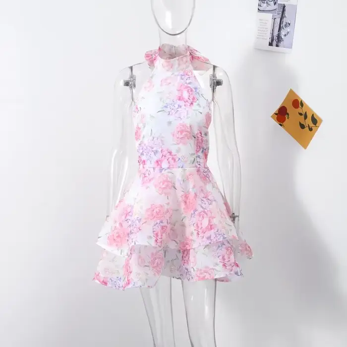 Robe courte à fleurs pour femmes