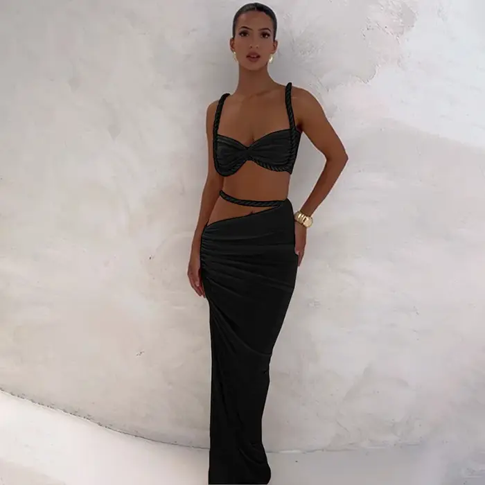Île belle robe Ins fille épicée vent coeur Machine Sexy bord de mer vacances île haute fente portant ensemble deux pièces