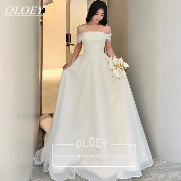 OLOEY Robe de mariée élégante coupe trapèze, style coréen, pour séance photo, épaules dénudées, plis