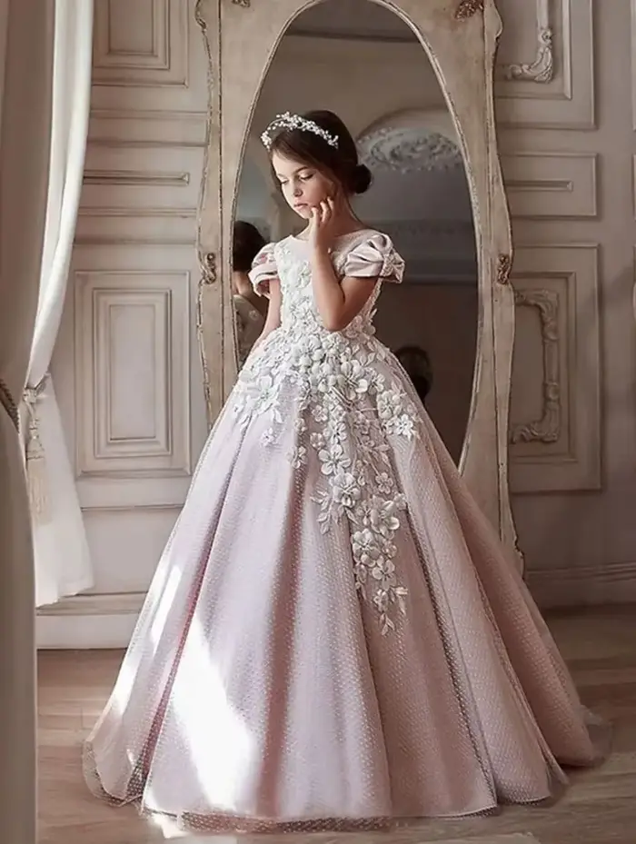 Robe de demoiselle d'honneur rose pour mariage