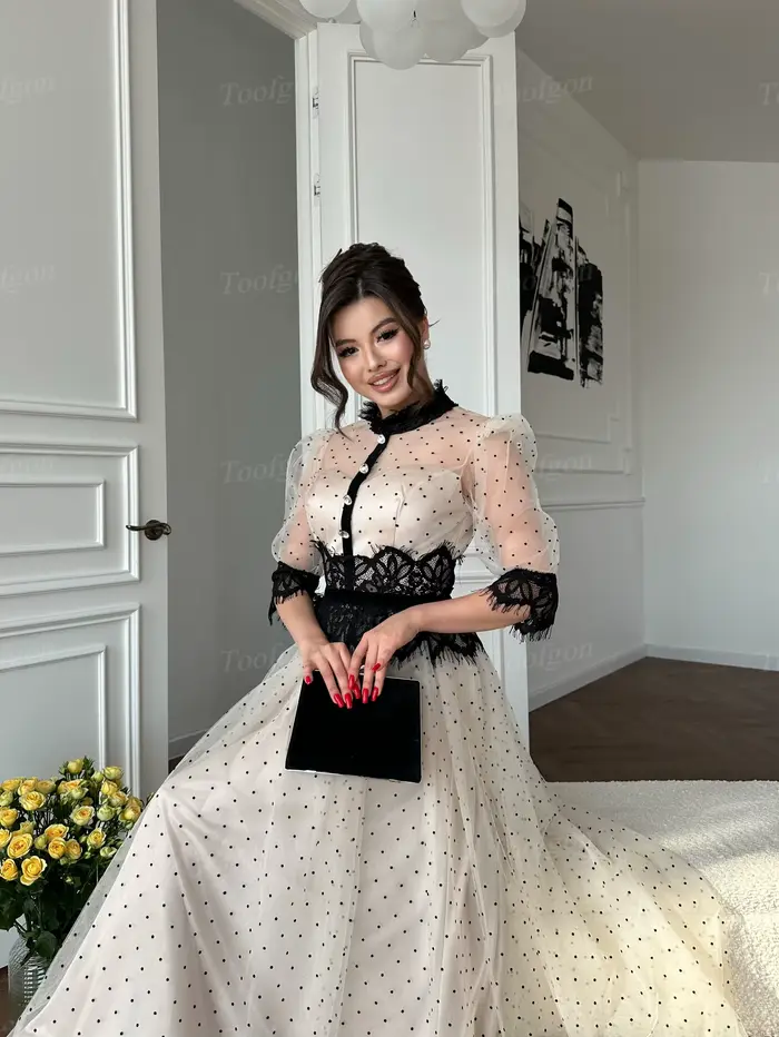 Robe de mariée en tulle bohème avec pois, demi-manches, soutien-gorge intégré, train de balayage, adaptée aux futures mamans et aux soirées formelles