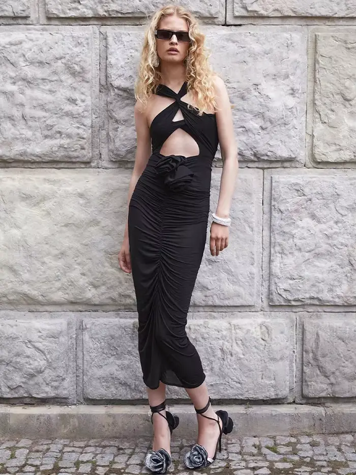 Robe de soirée longue drapée sans manches pour femmes