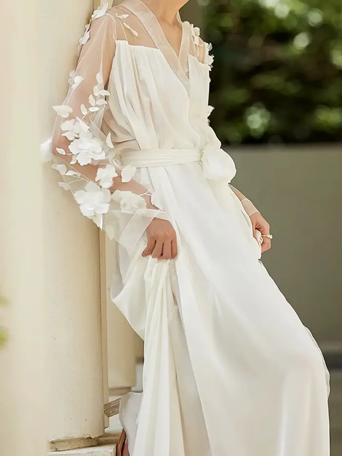 Robe de mariée florale maxi peignoir de fiançailles personnalisable avec soutien-gorge intégré et illusion de dos pour femmes enceintes et occasions spéciales