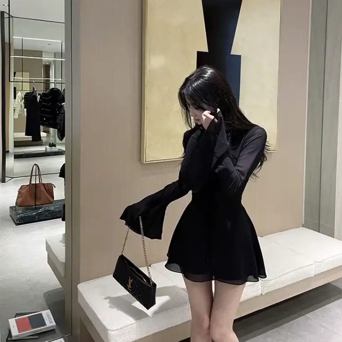 Robe noire sexy pour femme