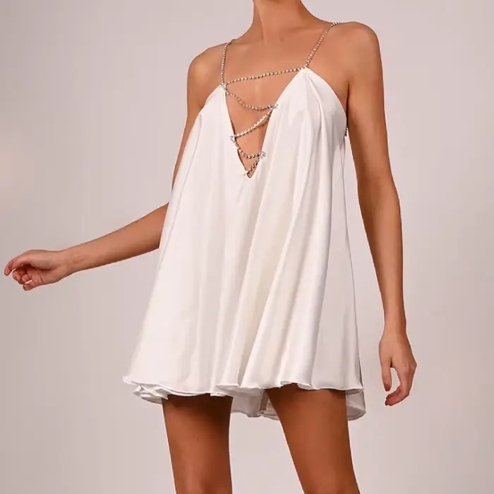 Camisole élégante en polyester pour femme style sexy club mini robe sans manches col en V pour soirée d'été