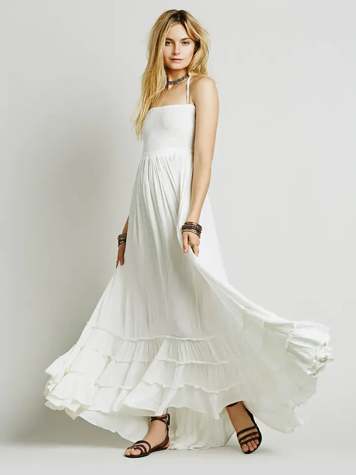 Robe de plage bohème sans manches et cou fendu pour femmes, longueur cheville, disponible en plusieurs couleurs et tailles pour une variété d'occasions