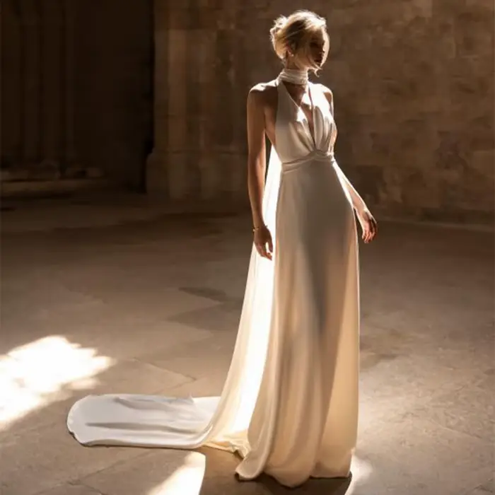 Robe de Mariée Chic à Col Haut et Dos aux, Longueur au Sol, Gaine Plissée, Mariage sur la Plage, Per