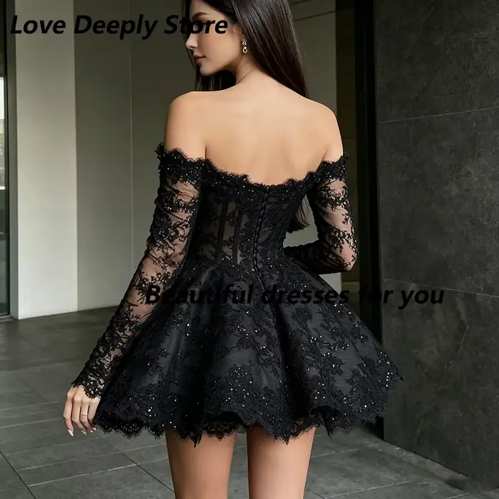 Robe de cocktail mini en dentelle noire personnalisable avec décolleté Mon Amour et décoration en perles pour femmes toutes occasions spéciales