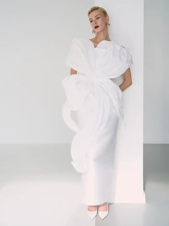 Robes de soirée élégantes blanches de haute couture avec décoration florale 3D, robes de fête pour femmes, plusieurs couleurs disponibles