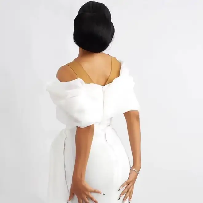 Robe de mariée courte blanche