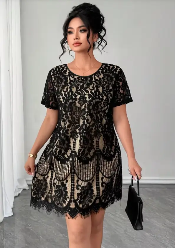 Robe en dentelle noire pour femmes grandes tailles
