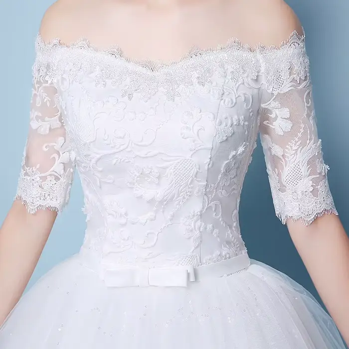 Robe de Mariée en Dentelle Brodée