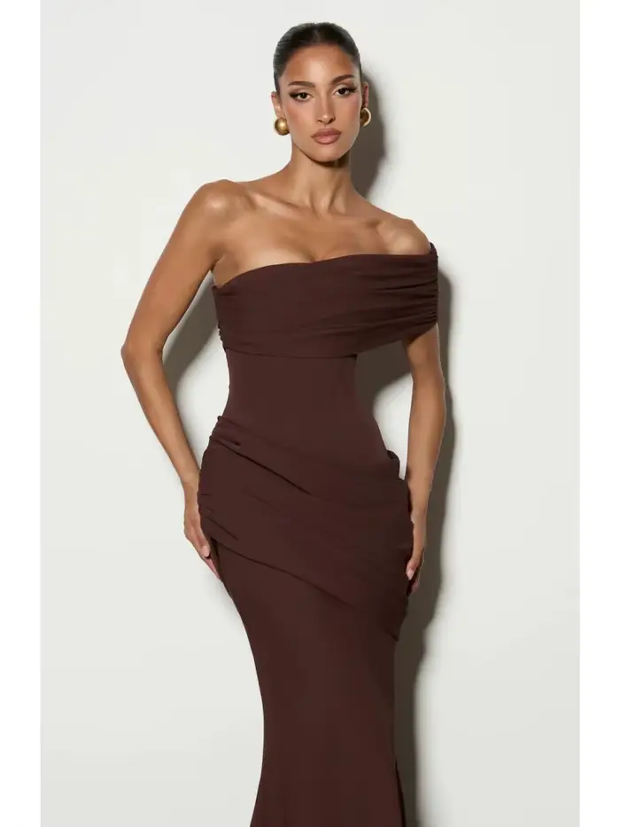 Robe de soirée élégante française à la mode avec col oblique pour femmes pour événements spéciaux et soirées