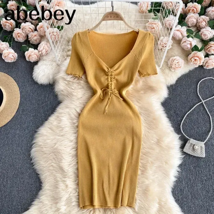 Robe coréenne à manches courtes et col en V pour femmes