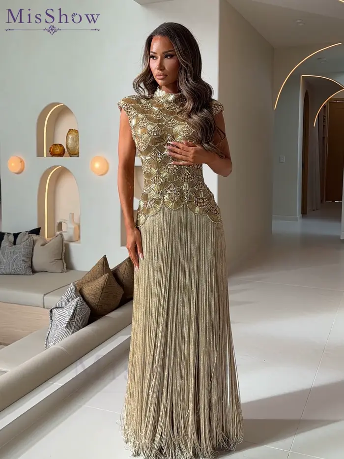 Robe de bal MisShow en polyester moderne à col rond, sirène, avec volants et soutien-gorge intégré pour femmes, idéale pour cérémonies formelles, soirées de gala et quinzièmes anniversaires