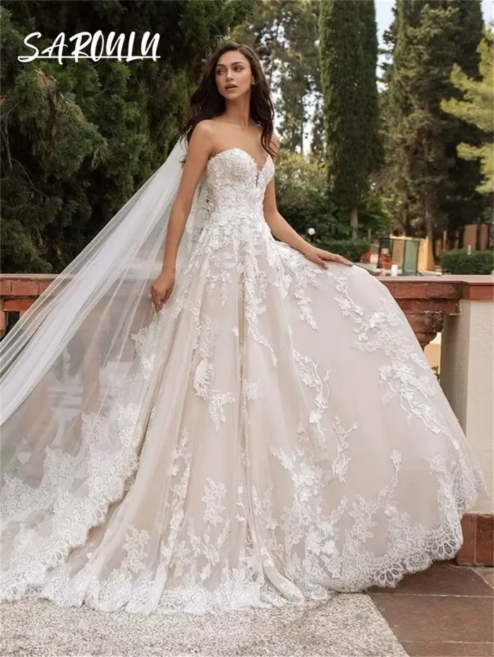Robes de mariée en tulle romantique A-ligne pour femmes, robes de mariée à fleurs appliquées, robe d