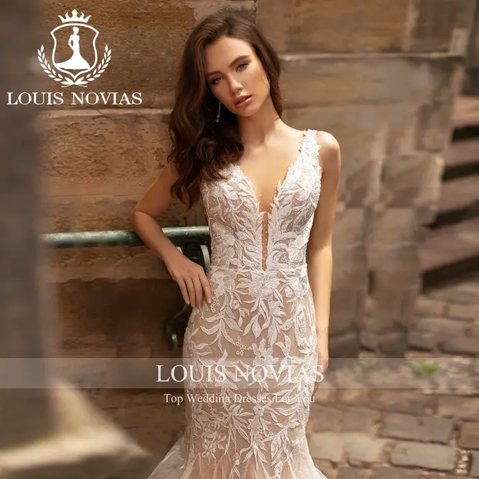 LOUIS NOVIAS robe De mariée Style sirène classique col en v profond cristal paillettes Champagne dentelle