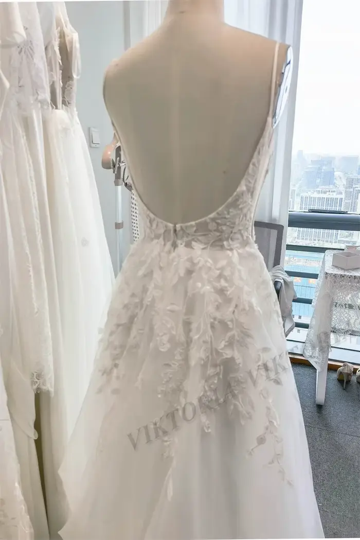 VIKTORIA élégant Scoop robes De mariée pour femme