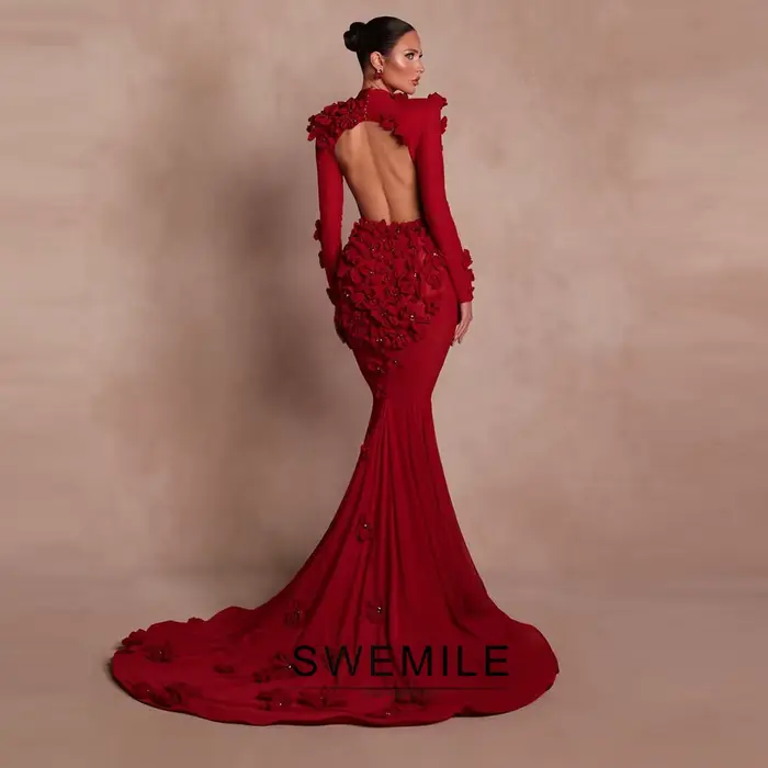 Robes de bal en crêpe rouge à col rond 2026 avec appliques élégantes