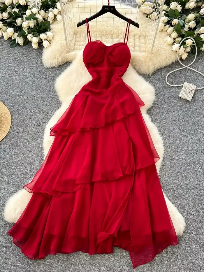 Robe de plage rouge d'été pour femmes, plissée, sans bretelles, à volants irréguliers, longue, Vinta