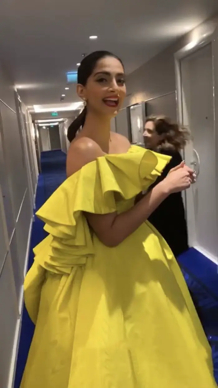 Robe de Soirée Jaune Citron pour Femme, Tenue de Bal, Formelle, Creuse, Fermeture Éclair au Dos, sur