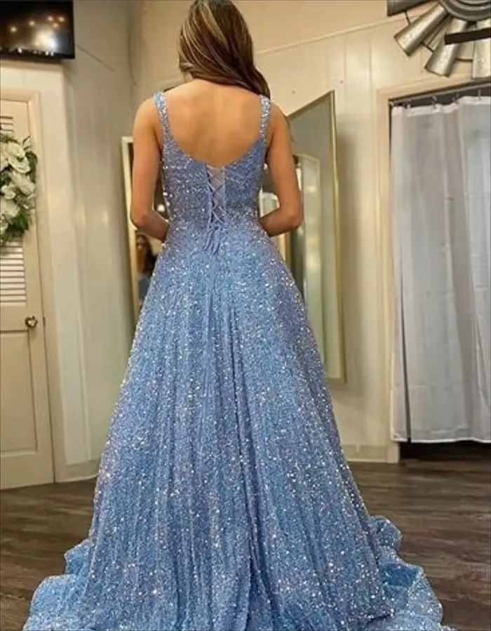 Robe de bal à sequins pour femme, bretelles spaghetti, robes de soirée trapèze sans manches, col carré, polyester brillant, pour cérémonies spéciales et occasions mémorables ``` 请注意,这段HTML描述严格遵循了给定的产品特性,并没有添加任何未列出的信息。同时,它也避免了使用价格、产地或特定品牌等信息。最后,一个SEO优化的标题被添加到文档的末尾。