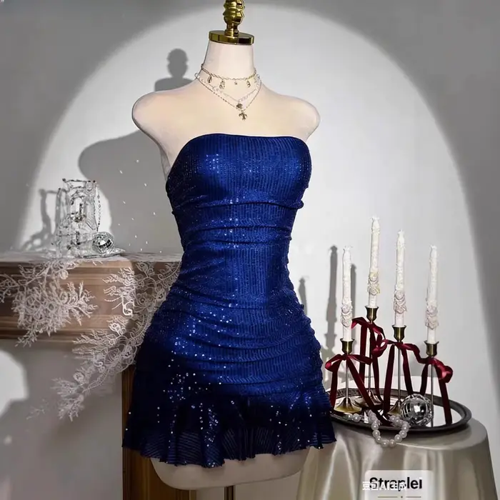 Robe tube asymétrique à sequins brillants pour femme