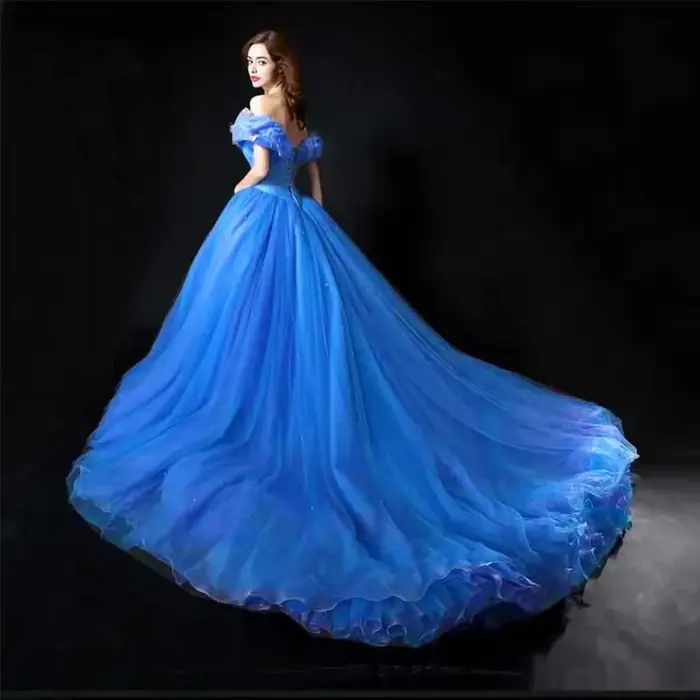 Robe de mariée de luxe Cendrillon chérie pour femmes