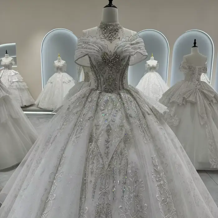 Robes De mariée De luxe personnalisées